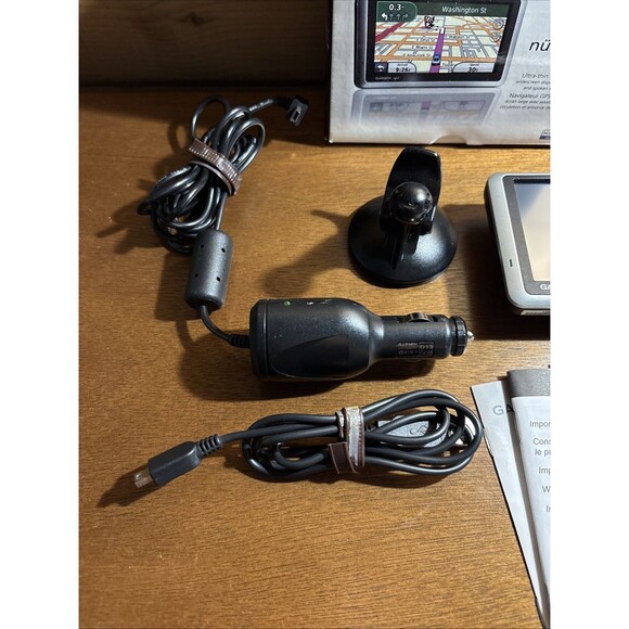 Garmin Nuvi 1350 GPS Bundle With Car Charger USB Car Mount Manuals Bundle *Video - Picture 7 of 11